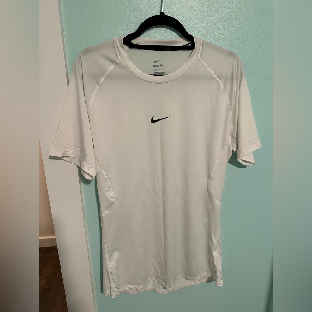 Nike White Short Sleeve Performance Tee